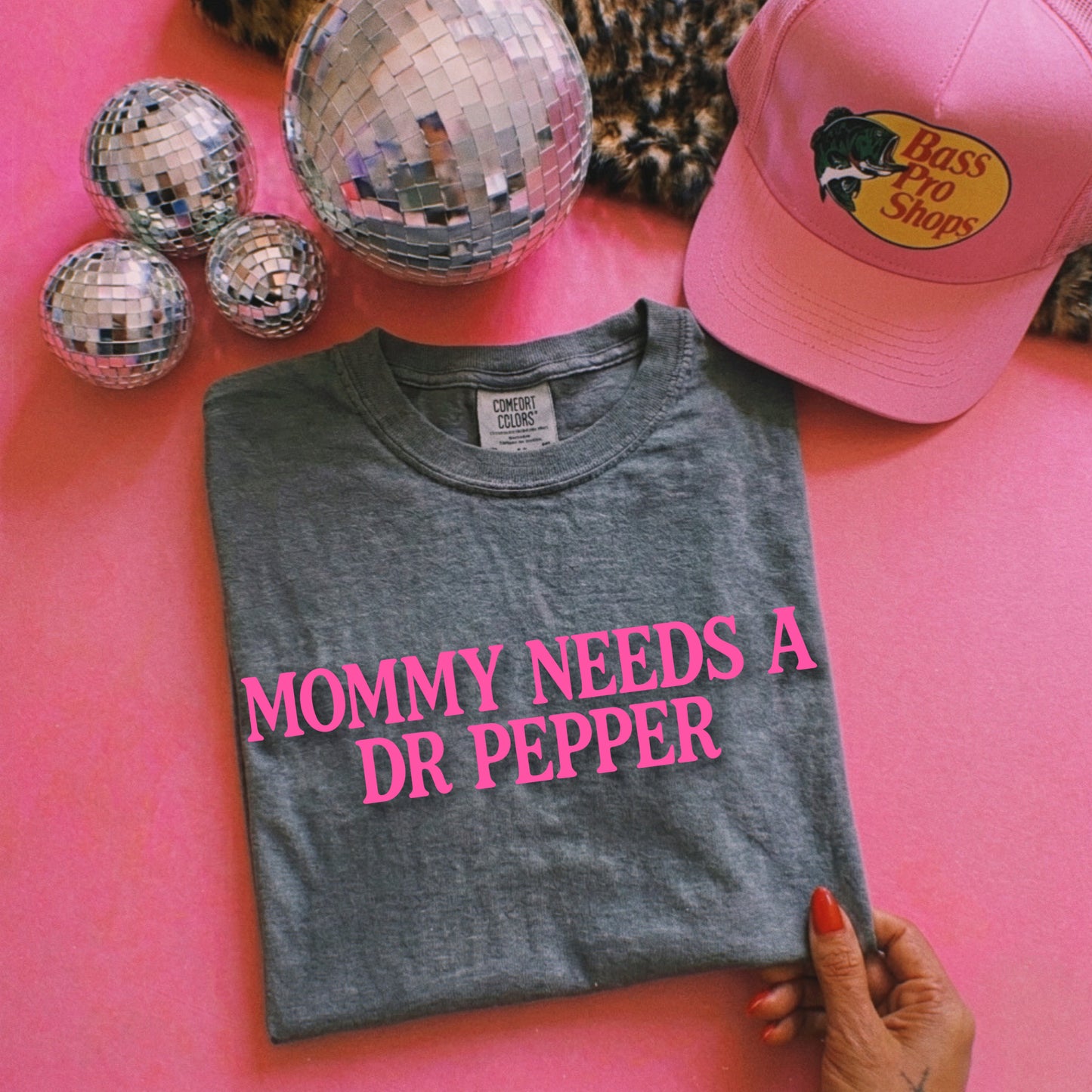 SURPRISE TEES